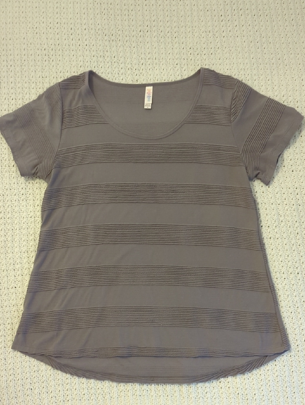 LuLaRoe Pintuck Gray Classic T
